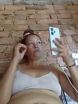 marinita13 online show from July 9, 2026, 1:26 pm