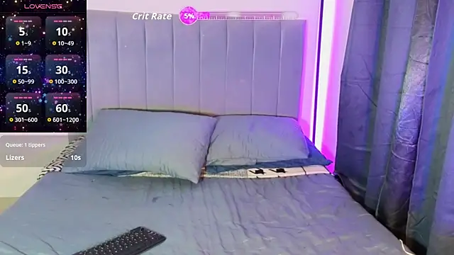 crisbunny x online show from April 7, 2026, 2:56 am