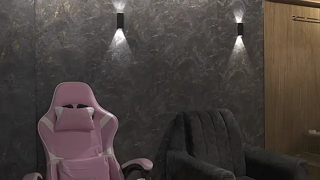 Ariaa Isabell online show from September 10, 2025, 6:19 pm