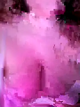 Snapshot of Theredcorazon chatting on May 5, 2026, 12:51 am Theredcorazon online show from May 5, 2026, 12:51 am