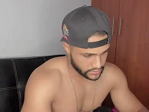 Pier Simons online show from October 4, 2025, 6:55 am