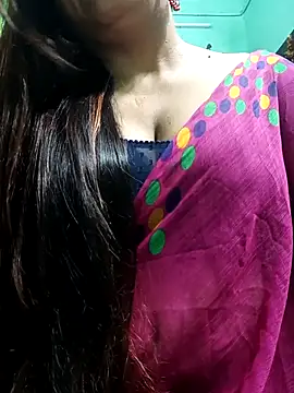 Snapshot of Bhanu-Sharma chatting on October 10, 2025, 4:22 am Bhanu-Sharma online show from October 10, 2025, 4:22 am