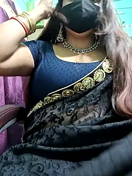 Snapshot of Bhanu-Sharma chatting on October 11, 2025, 5:50 am Bhanu-Sharma online show from October 11, 2025, 5:50 am