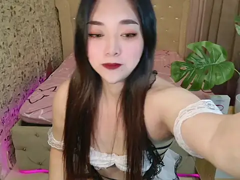 Ts-yoshi online show from May 17, 2026, 11:06 am
