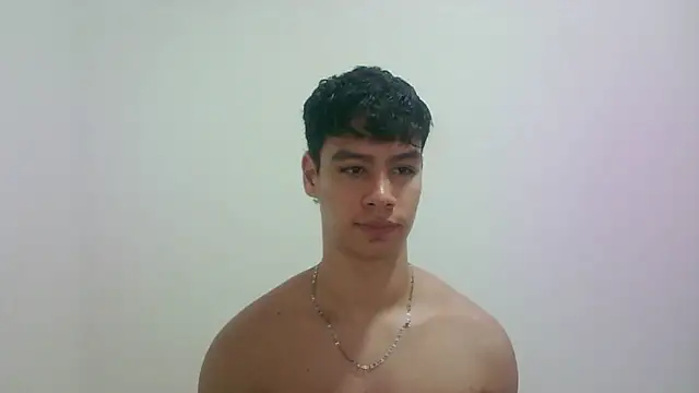 Snapshot of zeus_181 chatting on October 17, 2025, 12:25 am zeus 181 online show from October 17, 2025, 12:25 am