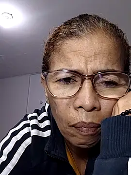 Snapshot of Merybeks chatting on February 2, 2026, 10:36 am Merybeks online show from February 2, 2026, 10:36 am