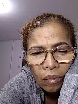 Snapshot of Merybeks chatting on February 7, 2026, 10:41 am Merybeks online show from February 7, 2026, 10:41 am