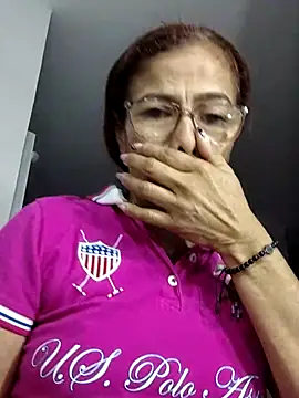 Snapshot of Merybeks chatting on March 14, 2026, 10:42 am Merybeks online show from March 14, 2026, 10:42 am