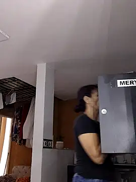 Snapshot of Merybeks chatting on March 28, 2026, 10:26 am Merybeks online show from March 28, 2026, 10:26 am