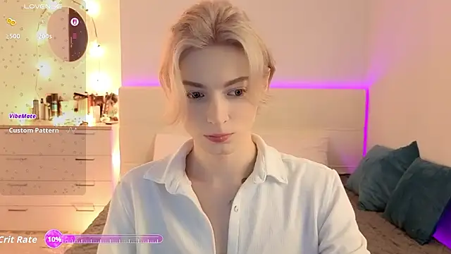 fiachand online show from March 25, 2026, 10:54 am