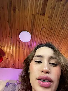 Snapshot of juliana-mancini chatting on February 14, 2026, 11:51 am juliana-mancini online show from February 14, 2026, 11:51 am