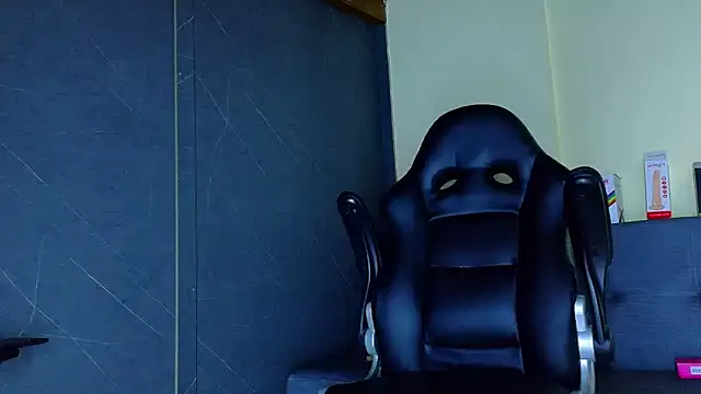 ALANNFERRER online show from March 5, 2026, 10:11 am