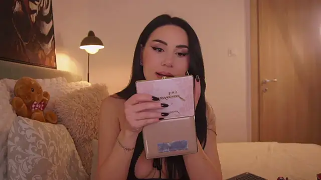 LauLaveau online show from January 10, 2026, 6:20 pm