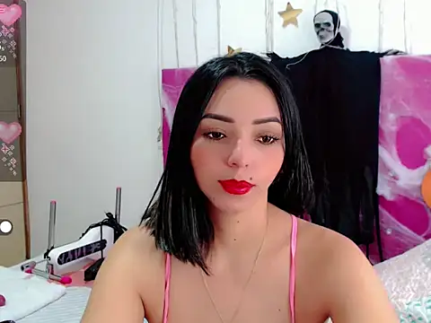 sara arias00 online show from October 22, 2025, 1:11 pm