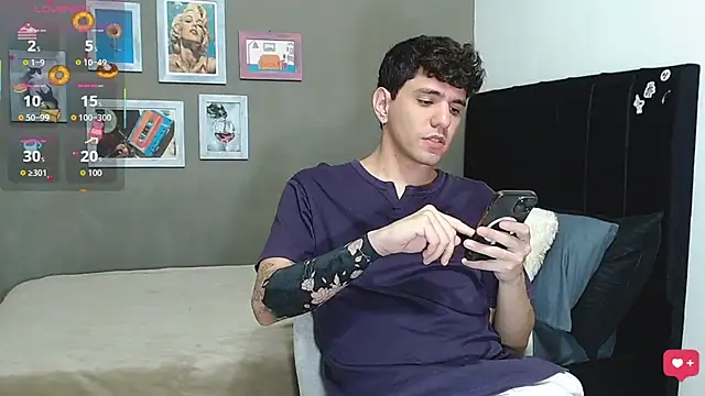 Snapshot of Matteo12_ chatting on June 2, 2026, 4:14 am Matteo12 online show from June 2, 2026, 4:14 am