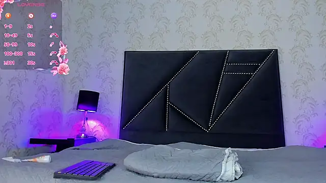 white leti online show from November 28, 2025, 10:45 pm