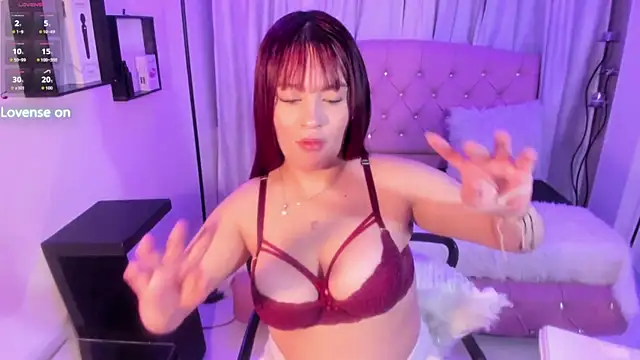 Snapshot of Jolie_price chatting on May 23, 2026, 3:12 am Jolie price online show from May 23, 2026, 3:12 am