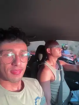 twoboyssex online show from April 6, 2026, 10:22 pm