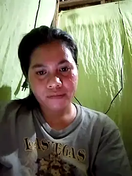 Snapshot of phoenix_1994 chatting on September 14, 2025, 9:41 am phoenix 1994 online show from September 14, 2025, 9:41 am