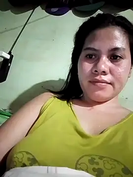 Snapshot of phoenix_1994 chatting on September 14, 2025, 9:47 pm phoenix 1994 online show from September 14, 2025, 9:47 pm