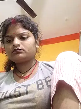 Snapshot of Hot_mirchjii chatting on October 13, 2025, 11:27 pm Hot mirchjii online show from October 13, 2025, 11:27 pm