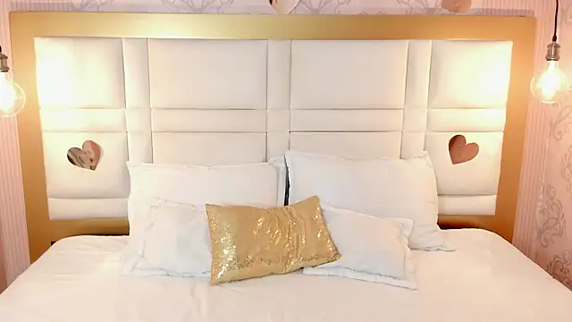 Snapshot of luna_hot_ass chatting on January 6, 2026, 7:50 pm luna hot ass online show from January 6, 2026, 7:50 pm