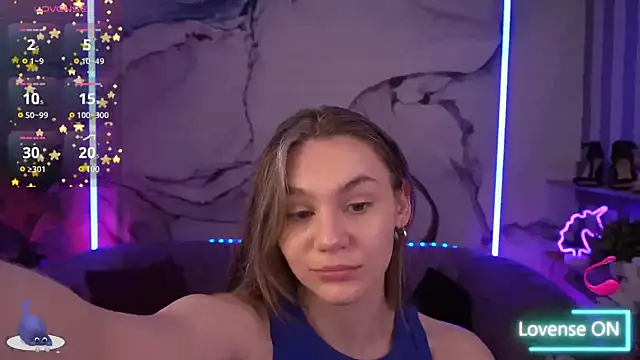 DiamondGoldie online show from September 25, 2025, 7:12 am