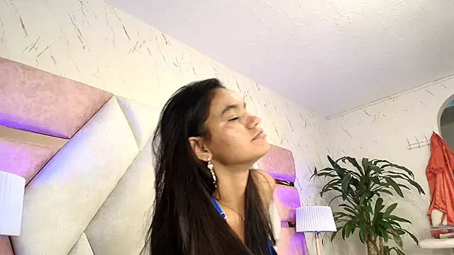 Cinthiabaker online show from May 11, 2026, 4:04 pm
