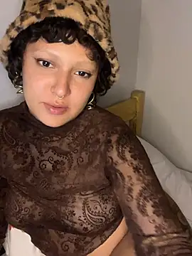 Snapshot of OliviaWild_ chatting on June 29, 2026, 12:17 am OliviaWild online show from June 29, 2026, 12:17 am