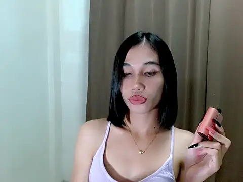 Urfucking khloe1 online show from November 5, 2025, 4:51 pm