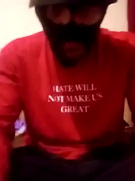 Golonzo1996 online show from November 30, 2025, 1:09 am