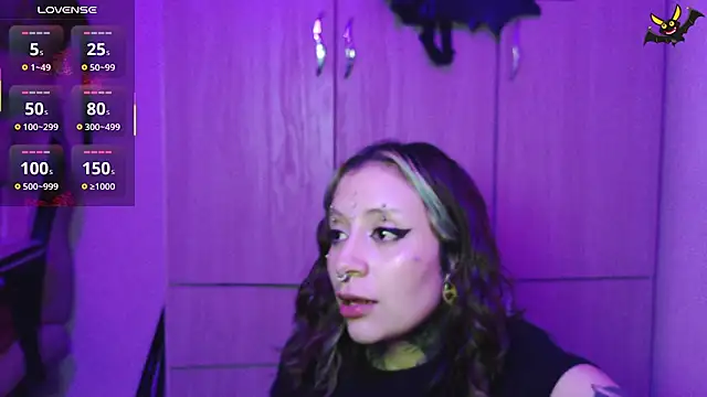 vainilla doll online show from April 8, 2026, 2:33 am