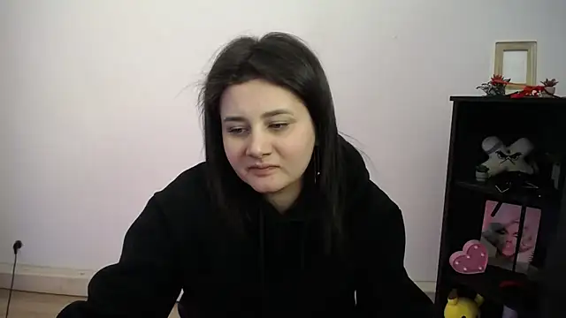 Snapshot of Katrin_kiss_ chatting on February 18, 2026, 2:35 pm Katrin kiss online show from February 18, 2026, 2:35 pm