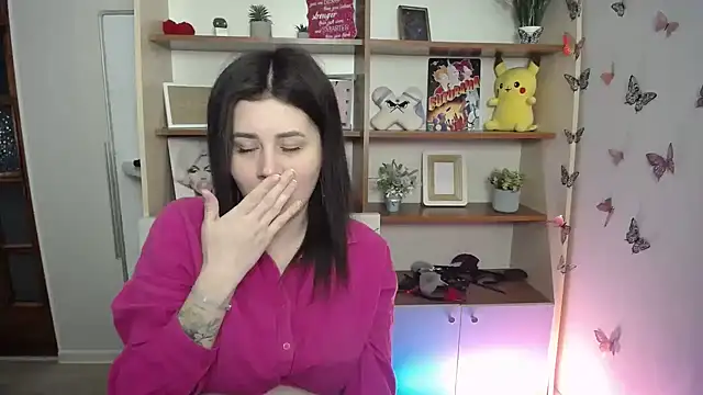 Katrin kiss  online show from April 22, 2026, 12:07 pm