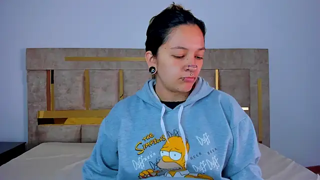 Kitty ravee online show from September 10, 2025, 12:49 pm