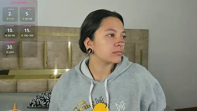 Kitty ravee online show from October 5, 2025, 2:43 am