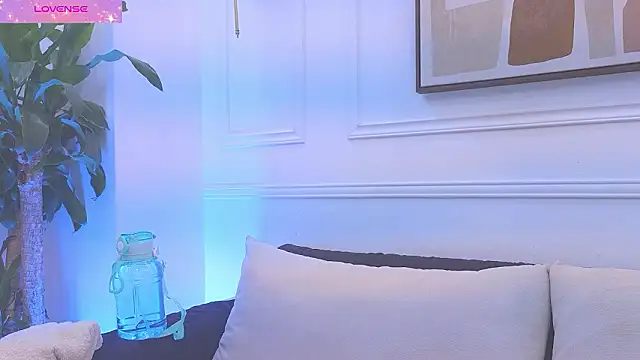 Daisy Price online show from March 3, 2026, 10:21 am