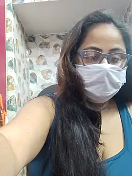 nisha 1110 online show from January 18, 2026, 2:32 pm