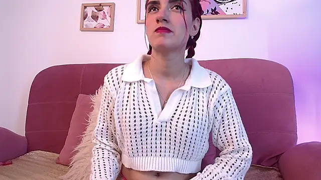 Karina2Smith online show from September 19, 2025, 6:52 pm