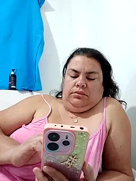 yaneth  online show from October 19, 2025, 11:11 am