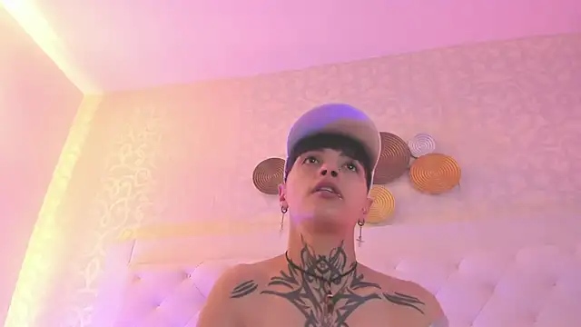 Snapshot of b3k_afrodict chatting on March 1, 2026, 3:41 am b3k afrodict online show from March 1, 2026, 3:41 am