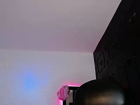 Snapshot of violetwitch05 chatting on September 25, 2025, 6:00 pm violetwitch05 online show from September 25, 2025, 6:00 pm