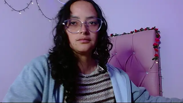 manumeow1 online show from December 13, 2025, 10:15 pm