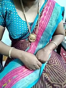 Snapshot of lolida69thamil chatting on September 9, 2025, 4:34 am lolida69thamil online show from September 9, 2025, 4:34 am