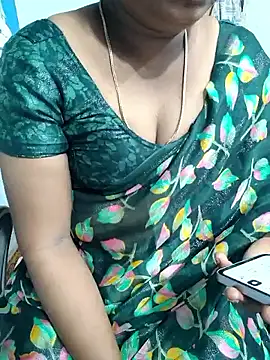 Snapshot of lolida69thamil chatting on October 4, 2025, 6:17 pm lolida69thamil online show from October 4, 2025, 6:17 pm