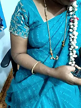 Snapshot of lolida69thamil chatting on February 7, 2026, 2:32 pm lolida69thamil online show from February 7, 2026, 2:32 pm