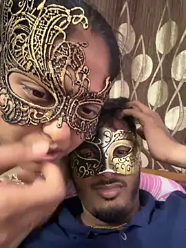 Snapshot of VVcouple chatting on September 11, 2025, 5:57 pm VVcouple online show from September 11, 2025, 5:57 pm