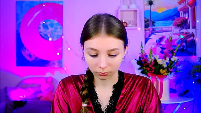 JulieDaniel online show from October 3, 2025, 8:11 am