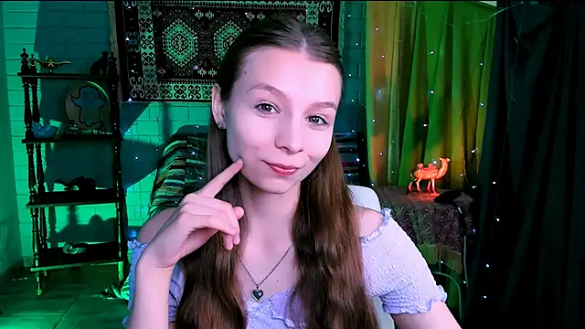 JulieDaniel online show from April 14, 2026, 4:18 am