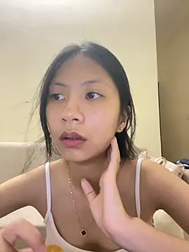 Lil-Gi online show from October 16, 2025, 3:13 pm